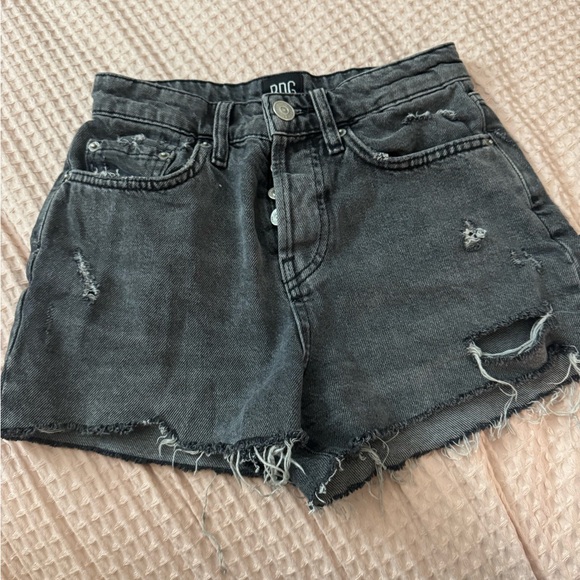 BDG Shorts - Picture 2 of 4